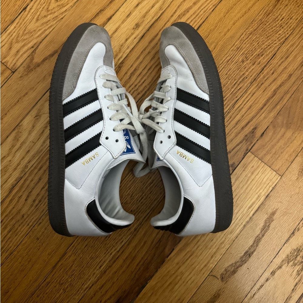 Adidas Sambas